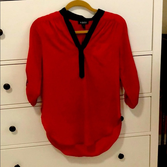Flowy blouse - Picture 1 of 3